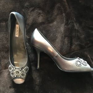 Alfari metallic embellished heels